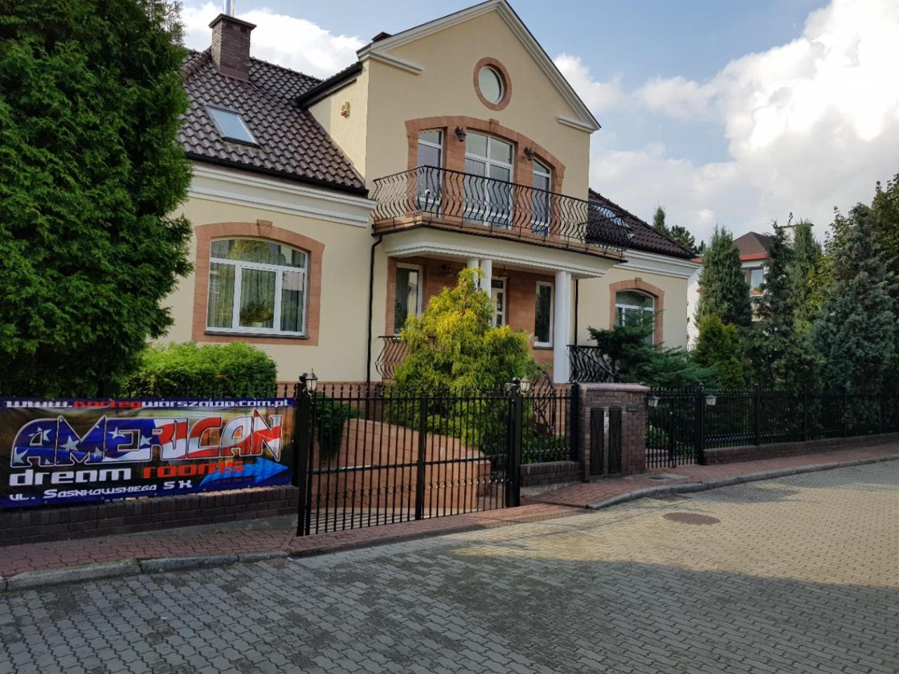 American Dream Rooms Warsaw Exterior photo